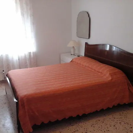 Domizia Marechiaro